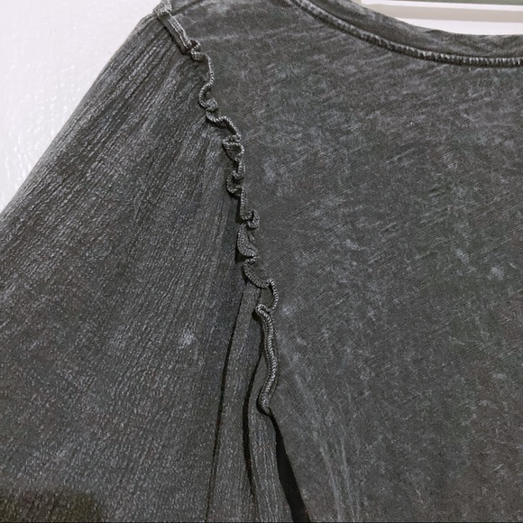 Anthropologie Eri + Ali Charcoal Black Ruffle Sleeve 3/4 Sleeve Shirt Size S - Picture 5 of 6
